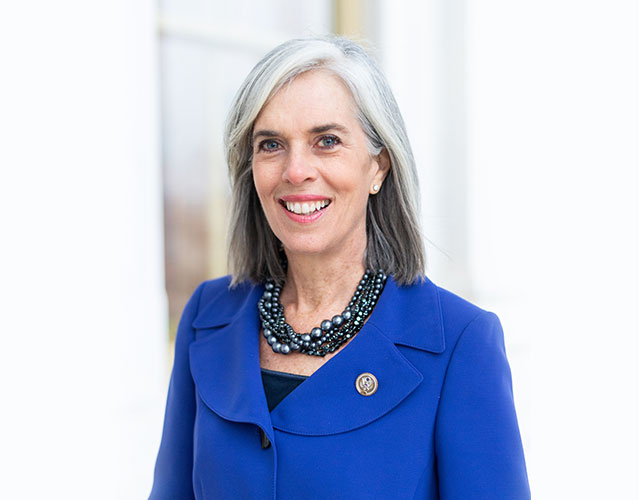 The official portrait of Congresswoman Katherine Clark